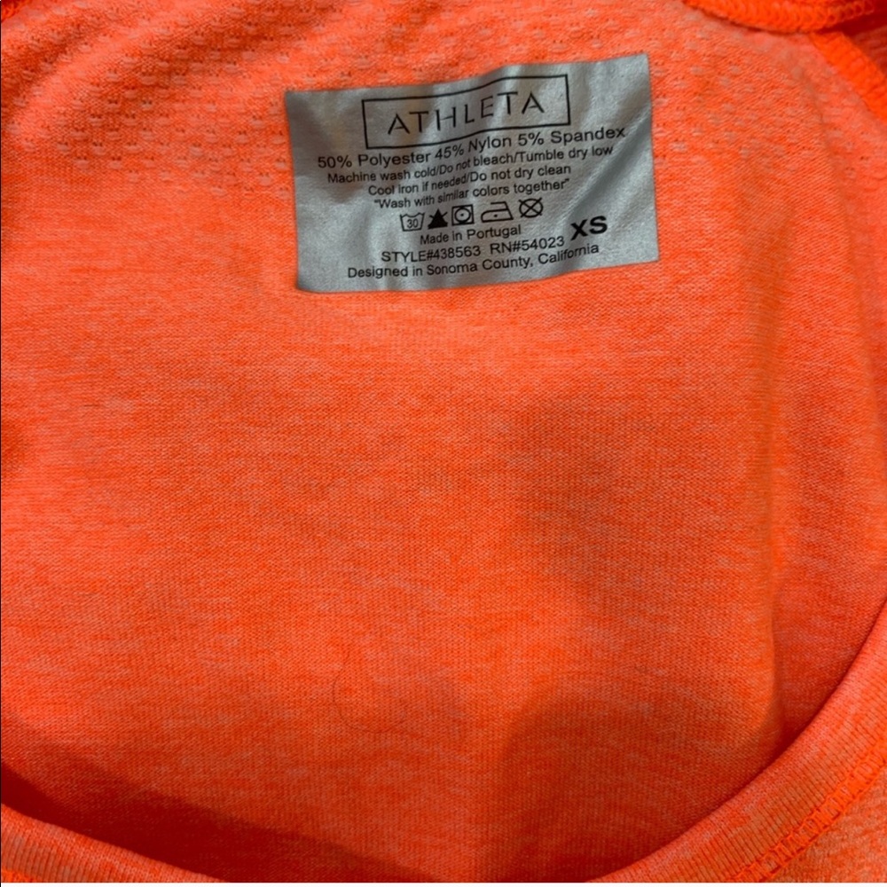 Athleta Fastest Track Tee / Top - Picture 4 of 4